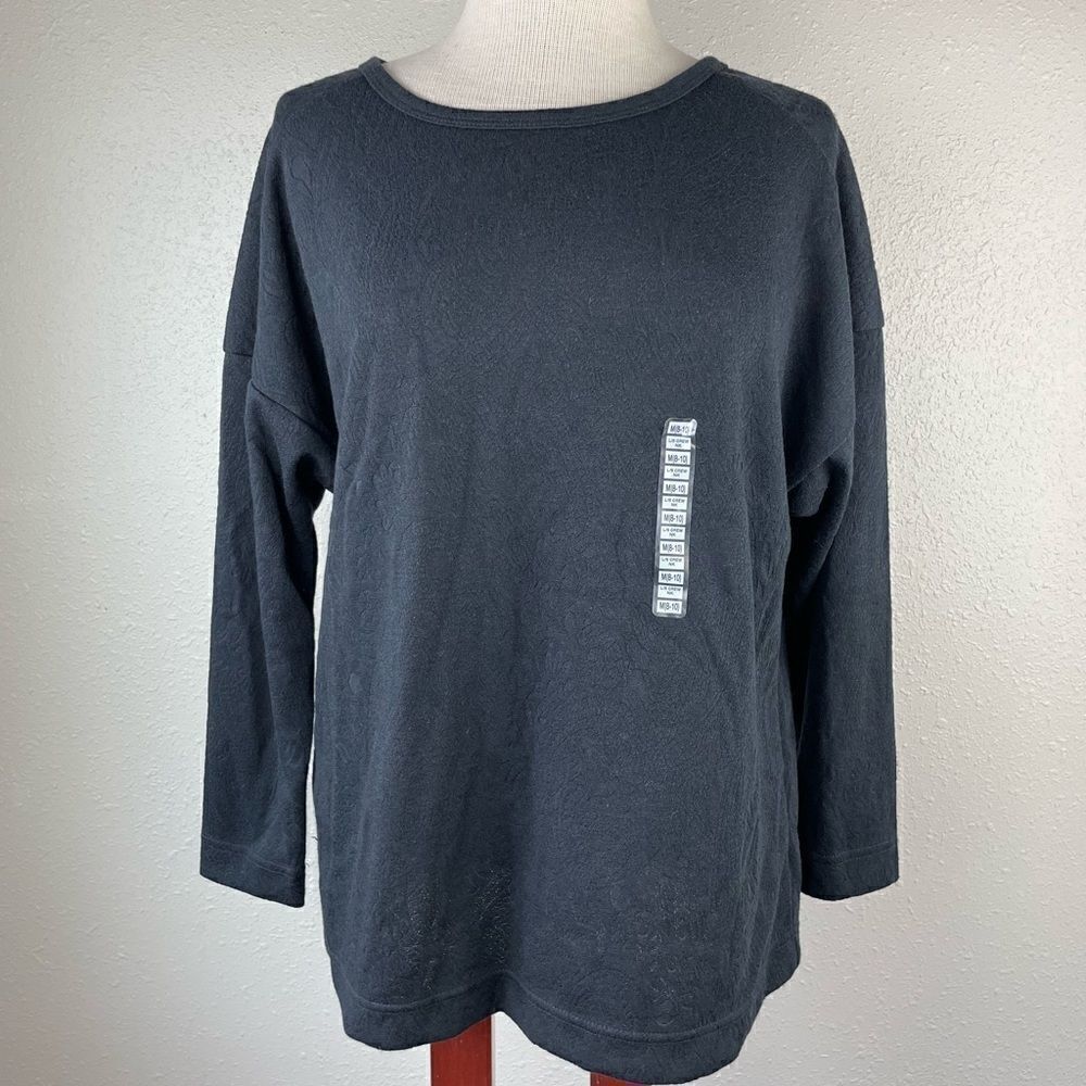 NWT Passports Black Long Sleeve T-Shirt Size M